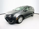 Used 2018 Chrysler Pacifica Touring-L image 3