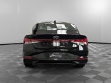 Used 2022 Hyundai Elantra SEL w/ Cargo Package image 4