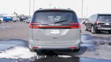 Used 2022 Chrysler Pacifica Touring-L image 4