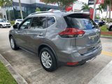 Used 2020 Nissan Rogue SV image 4