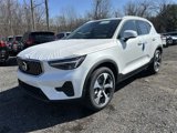 New 2025 Volvo XC40 B5 Core w/ Climate Package image 4