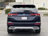 Used 2023 Mitsubishi Outlander SE Black Edition image 4