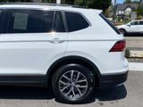 Used 2018 Volkswagen Tiguan SE w/ Panoramic Sunroof Package image 4