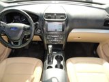 Used 2017 Ford Explorer XLT w/ Equipment Group 202A image 6