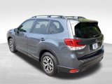Used 2022 Subaru Forester Premium image 4