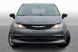 Used 2022 Chrysler Voyager LX image 5