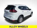 Used 2019 Nissan Rogue SV image 4