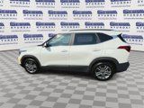 Used 2023 Kia Seltos S image 6