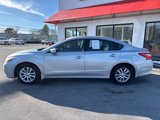 Used 2017 Nissan Altima 2.5 S w/ Power Driver Seat Package image 3