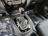 Used 2018 Nissan Rogue SL w/ Premium Package image 6