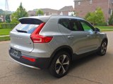 Used 2025 Volvo XC40 B5 Plus image 4