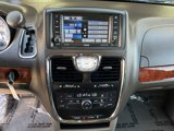 Used 2014 Chrysler Town & Country Touring image 6