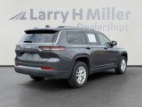 Used 2023 Jeep Grand Cherokee L Laredo image 5