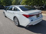 Used 2020 Toyota Avalon Limited image 4