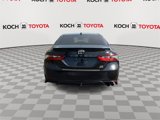 Used 2021 Toyota Camry SE image 4