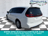 New 2025 Chrysler Pacifica Select image 5