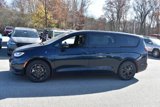 New 2023 Chrysler Pacifica Limited w/ S Appearance Package image 2
