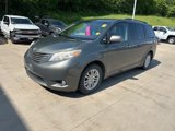 Used 2012 Toyota Sienna XLE image 5
