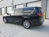 New 2025 Chrysler Pacifica Select image 4