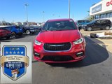New 2025 Chrysler Pacifica Select image 2