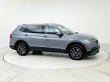 Used 2022 Volkswagen Tiguan SE image 3