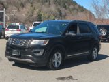 Used 2017 Ford Explorer XLT image 2