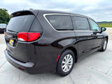 Used 2017 Chrysler Pacifica Touring w/ Tire & Wheel Group image 4