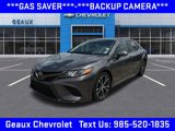 Used 2018 Toyota Camry SE image 1