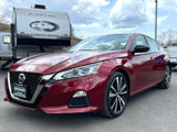 Used 2021 Nissan Altima 2.5 SR w/ SR Premium Package image 3