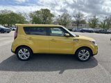 Used 2015 Kia Soul + image 4