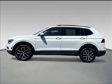 Used 2021 Volkswagen Tiguan SE w/ Panoramic Sunroof Package image 3