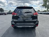 Used 2017 Nissan Rogue SL image 4