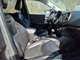 Used 2019 Jeep Cherokee Trailhawk image 5