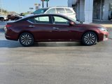 Used 2023 Nissan Altima 2.5 SV image 2