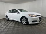 Used 2016 Chevrolet Malibu LT image 2