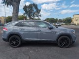 Used 2022 Volkswagen Atlas Cross Sport SE w/ Black Wheel Package image 4