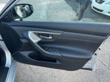 Used 2015 Nissan Altima 2.5 SL w/ Technology Package image 5