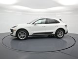 Certified 2025 Porsche Macan image 2