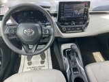 Used 2021 Toyota Corolla LE image 3