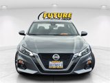 Used 2020 Nissan Altima 2.5 SV image 2