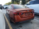 Used 2020 Nissan Altima 2.5 SR w/ Premium Package image 3