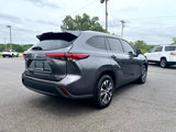 Used 2022 Toyota Highlander XLE image 6