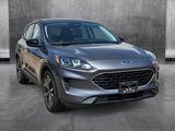Used 2022 Ford Escape SE image 3