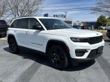 Certified 2023 Jeep Grand Cherokee Limited w/ Black Appearance Package image 2