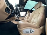 Certified 2024 Porsche Macan image 5