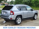 Used 2017 Jeep Compass Latitude image 3