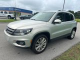 Used 2012 Volkswagen Tiguan SE image 2