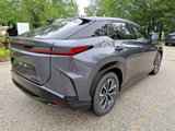 New 2025 Lexus RZ 300e image 4