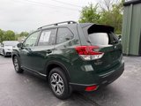 Used 2024 Subaru Forester Premium image 4