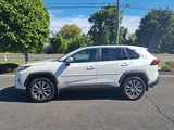Used 2022 Toyota RAV4 XLE Premium image 2